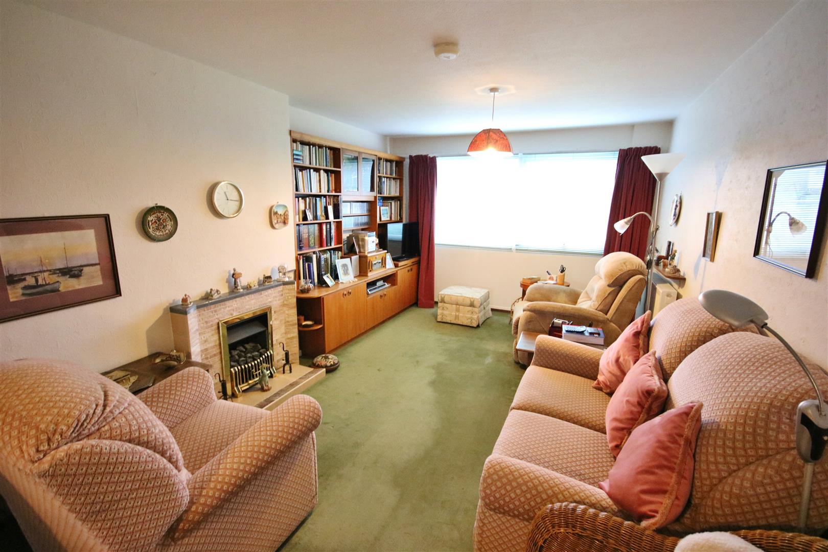 Walton Road, Walton On The Naze Sheen's